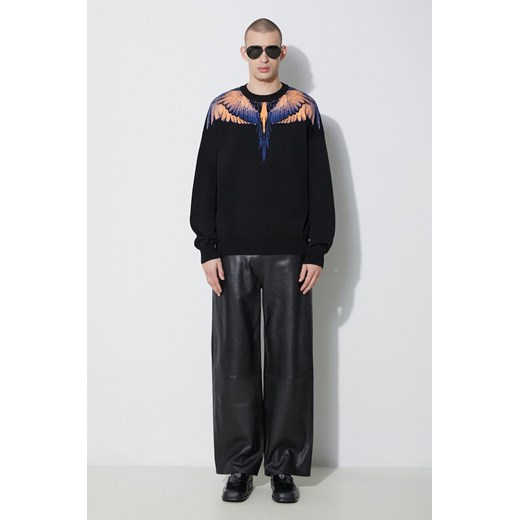 Marcelo Burlon sweter bawełniany Icon Wings Knit Boxy Crew kolor czarny lekki CMHE024S24KNI0011026 ze sklepu ANSWEAR.com w kategorii Swetry męskie - zdjęcie 177750455