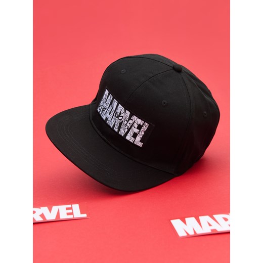 Sinsay - Czapka z daszkiem MARVEL - czarny Sinsay One Size Sinsay