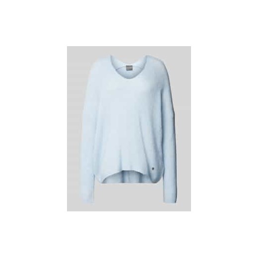 Sweter z dzianiny o kroju oversized z aplikacją z logo model ‘THORA’ ze sklepu Peek&Cloppenburg  w kategorii Swetry damskie - zdjęcie 177812588