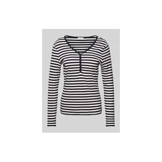 Bluzka o kroju slim fit z długim rękawem i dekoltem henley ze sklepu Peek&Cloppenburg  w kategorii Bluzki damskie - zdjęcie 177813848