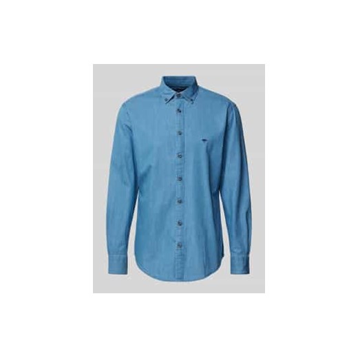 Koszula jeansowa o kroju slim fit z wyhaftowanym logo ze sklepu Peek&Cloppenburg  w kategorii Koszule męskie - zdjęcie 177832646