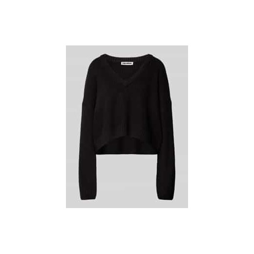Sweter krótki z dzianiny z prążkowanymi wykończeniami ze sklepu Peek&Cloppenburg  w kategorii Swetry damskie - zdjęcie 177845705