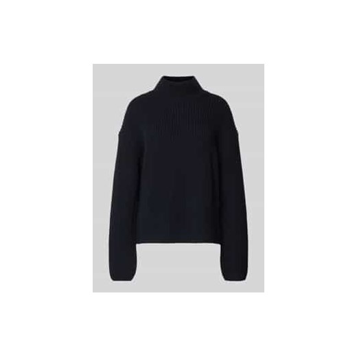 Sweter o luźnym kroju z dzianiny z grubej,czystej bawełny ekologicznej ze sklepu Peek&Cloppenburg  w kategorii Swetry damskie - zdjęcie 177849568