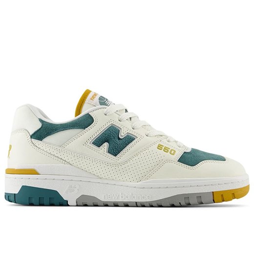 Buty New Balance BB550VRA - beżowe ze sklepu streetstyle24.pl w kategorii Buty sportowe męskie - zdjęcie 177862589