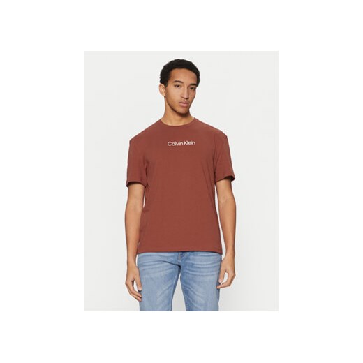 Calvin Klein T-Shirt Hero K10K111346 Czerwony Regular Fit ze sklepu MODIVO w kategorii T-shirty męskie - zdjęcie 177880176