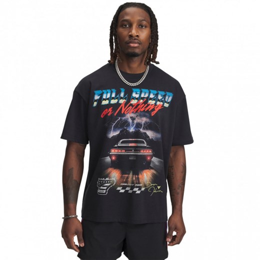 Męska koszulka treningowa Under Armour Project Rock Hwt SS - czarna ze sklepu Sportstylestory.com w kategorii T-shirty męskie - zdjęcie 177895917