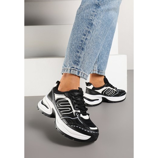 Czarne Sneakersy na Grubej Tłoczonej Podeszwie z Geometrycznym Wzorem Deliorith ze sklepu born2be.pl w kategorii Buty sportowe damskie - zdjęcie 177898219