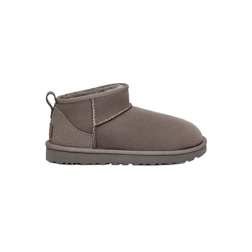 UGG Skórzane botki &quot;Classic Ultra MIni&quot; w kolorze lawendowym ze sklepu Limango Polska w kategorii Śniegowce damskie - zdjęcie 177909245