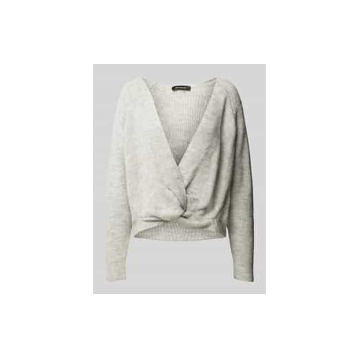 Sweter z dzianiny z dekoltem w serek ze sklepu Peek&Cloppenburg  w kategorii Swetry damskie - zdjęcie 177948975
