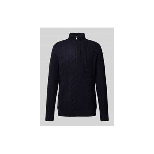 Sweter z dzianiny ze ściegiem warkoczowym model ‘Jacob’ ze sklepu Peek&Cloppenburg  w kategorii Swetry męskie - zdjęcie 177952038