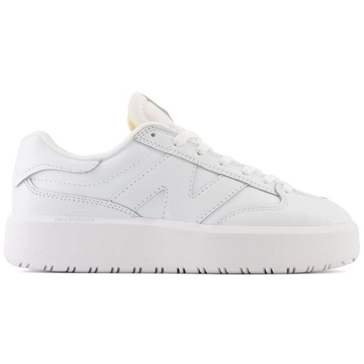 Buty New Balance sportowe CT302CLA białe ze sklepu ButyModne.pl w kategorii Buty sportowe męskie - zdjęcie 177970628