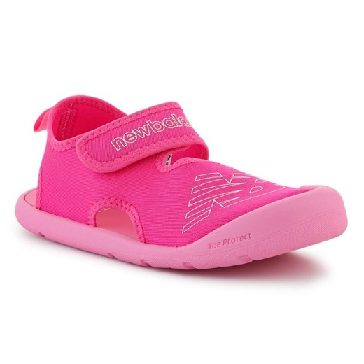 Sandały New Balance Yocrsrae różowe ze sklepu ButyModne.pl w kategorii Sandały dziecięce - zdjęcie 178040209