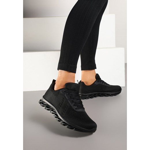Czarne Buty Sportowe Sneakersy z Tłoczoną Podeszwą Leathrose ze sklepu born2be.pl w kategorii Buty sportowe damskie - zdjęcie 178068309