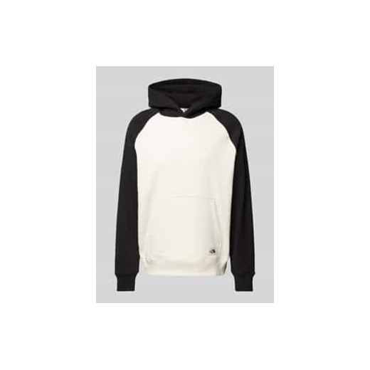 Bluza z kapturem i naszywką z logo model ‘HERITAGE’ ze sklepu Peek&Cloppenburg  w kategorii Bluzy męskie - zdjęcie 178069746