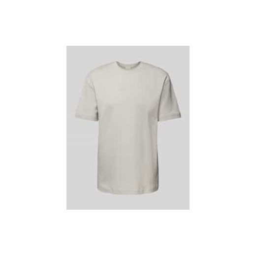 T-shirt z detalem z logo model ‘TECH INTERLOCK’ ze sklepu Peek&Cloppenburg  w kategorii T-shirty męskie - zdjęcie 178104477