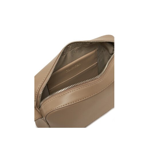 Listonoszka Calvin Klein 