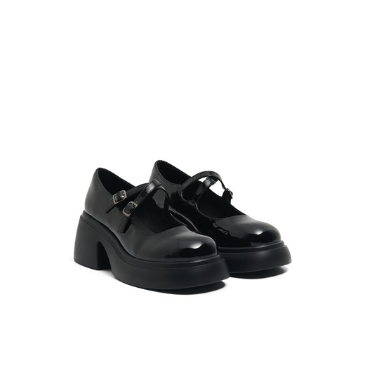 Cropp - Czarne lakierowane półbuty Mary Jane - czarny Cropp 39 Cropp