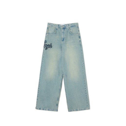Cropp - Jeansy baggy w stylu vintage z naszywką - niebieski ze sklepu Cropp w kategorii Jeansy damskie - zdjęcie 178120496