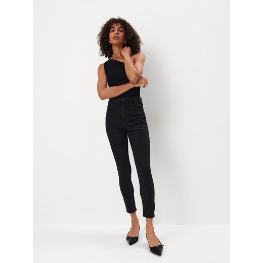 Mohito - Jeansy skinny PETITE - czarny ze sklepu Mohito w kategorii Jeansy damskie - zdjęcie 178120529