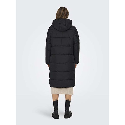 ONLY Płaszcz pikowany w kolorze czarnym S wyprzedaż Limango Polska