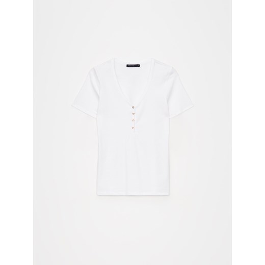 Mohito - Biały t-shirt z dekoltem V - biały ze sklepu Mohito w kategorii Bluzki damskie - zdjęcie 178126929