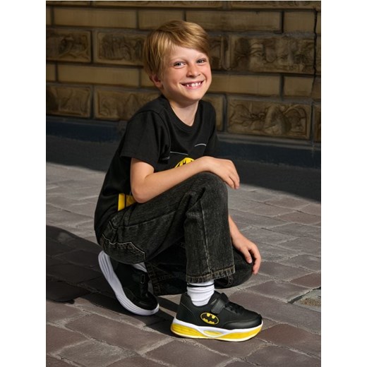 Sinsay - Sneakersy LED Batman - czarny Sinsay 32 Sinsay