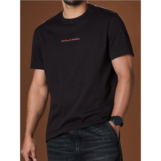 Sinsay - Koszulka z napisem - brązowy ze sklepu Sinsay w kategorii T-shirty męskie - zdjęcie 178141316