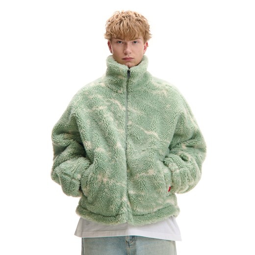 Cropp - Zielona polarowa bluza z nadrukiem - zielony ze sklepu Cropp w kategorii Bluzy męskie - zdjęcie 178142005
