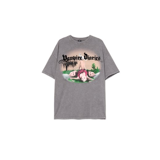 Cropp - Szary T-shirt Pamiętniki Wampirów - szary ze sklepu Cropp w kategorii Bluzki damskie - zdjęcie 178142039
