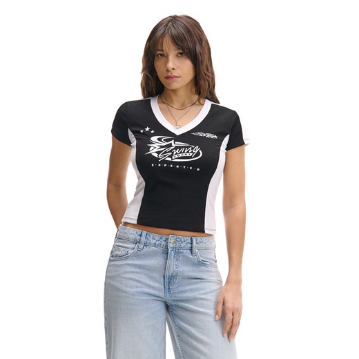 Cropp - Czarno-biały sportowy crop top - czarny ze sklepu Cropp w kategorii Bluzki damskie - zdjęcie 178143866
