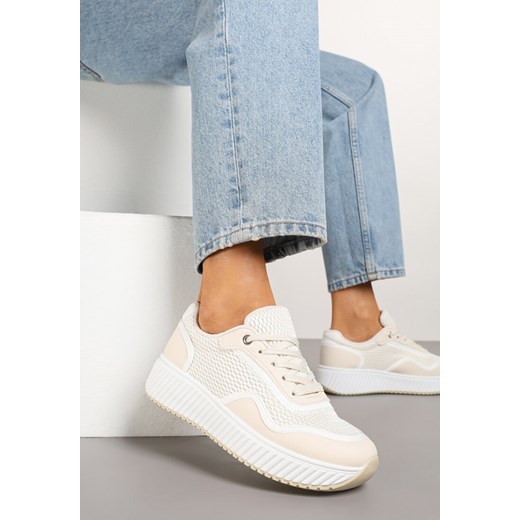 Beżowo-Białe Sneakersy na Grubej Podeszwie Ozdobione Tłoczeniem Veniora ze sklepu born2be.pl w kategorii Buty sportowe damskie - zdjęcie 178148405