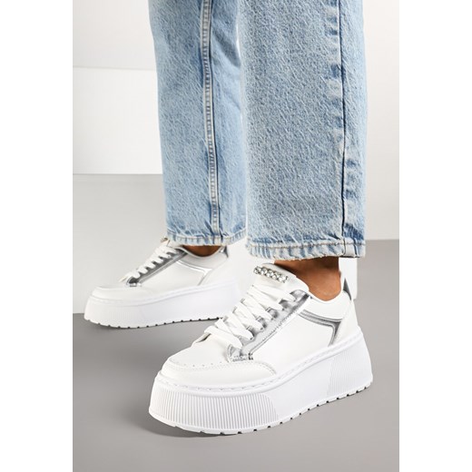 Białe Sneakersy na Platformie Ozdobione Przeszyciami Tatoretia ze sklepu renee.pl w kategorii Buty sportowe damskie - zdjęcie 178148815