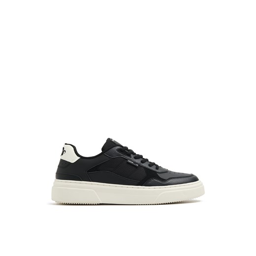 Cropp - Czarne sneakersy z białymi dodatkami - czarny ze sklepu Cropp w kategorii Buty sportowe męskie - zdjęcie 178157866