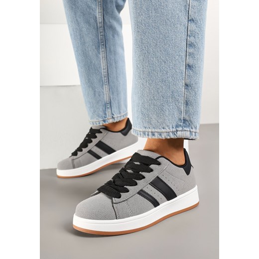 Szare Sneakersy z Ozdobnymi Naszywkami z Boku Galdexis ze sklepu born2be.pl w kategorii Buty sportowe damskie - zdjęcie 178159416
