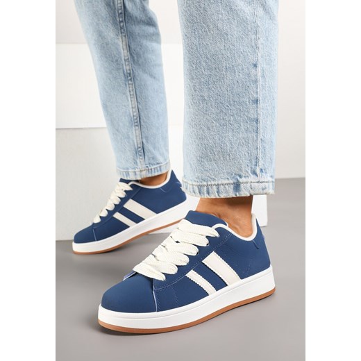 Granatowe Sneakersy z Ozdobnymi Naszywkami z Boku Galdexis ze sklepu born2be.pl w kategorii Buty sportowe damskie - zdjęcie 178159428