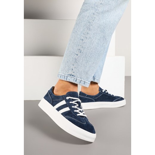 Granatowe Skórzane Sneakersy Typu Klasyczne Tenisówki na Grubej Podeszwie Eleavine ze sklepu born2be.pl w kategorii Buty sportowe damskie - zdjęcie 178165047