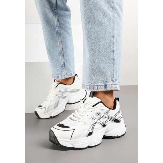 Biało-Czarne Sneakersy na Grubej Tłoczonej Podeszwie z Geometrycznym Wzorem Tatelisea ze sklepu born2be.pl w kategorii Buty sportowe damskie - zdjęcie 178166446