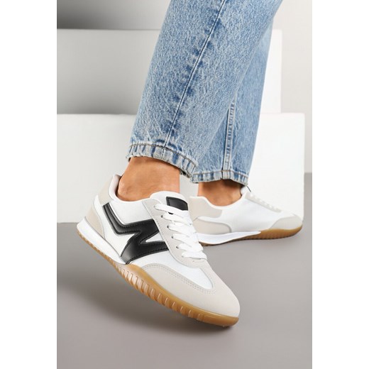 Biało-Czarne Sneakersy Tenisówki z Ozdobną Boczną Naszywką Ranilsa ze sklepu born2be.pl w kategorii Buty sportowe damskie - zdjęcie 178184196