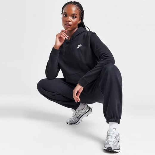 NIKE BLUZA Z KAPTUREM W NSW CLUB FLC PO HDY STD ze sklepu JD Sports  w kategorii Bluzy damskie - zdjęcie 178189098