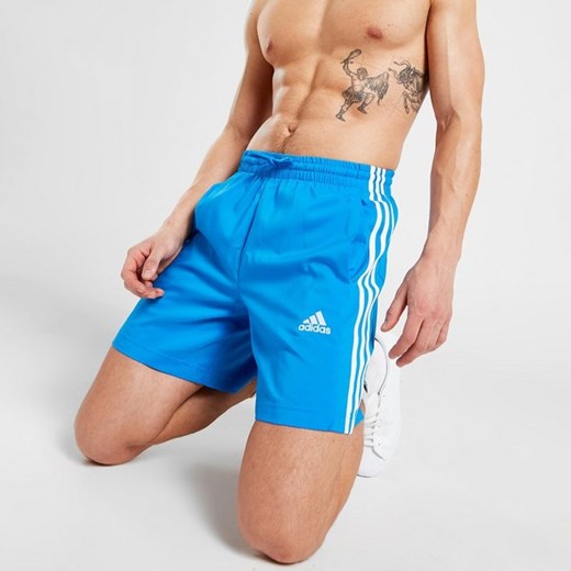 ADIDAS SZORTY ESSENTIALS CHELSEA SHORT ze sklepu JD Sports  w kategorii Spodenki męskie - zdjęcie 178189469