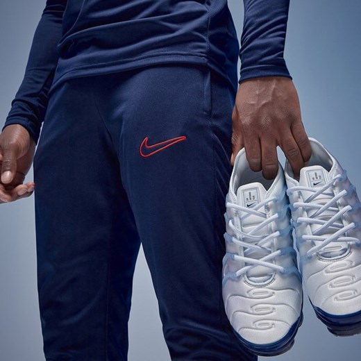 NIKE SPODNIE M NK DF ACD23 PANT KPZ BR ACADEMY ze sklepu JD Sports  w kategorii Spodnie męskie - zdjęcie 178190145