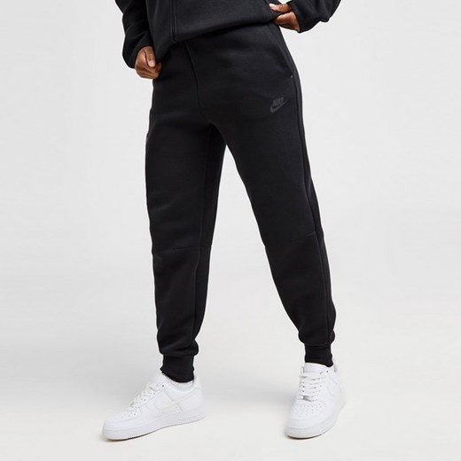 NIKE SPODNIE W NSW TCH FLC MR JGGER 2 ze sklepu JD Sports  w kategorii Spodnie damskie - zdjęcie 178191785