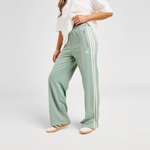 ADIDAS SPODNIE CLASSIC TP ze sklepu JD Sports  w kategorii Spodnie damskie - zdjęcie 178192079