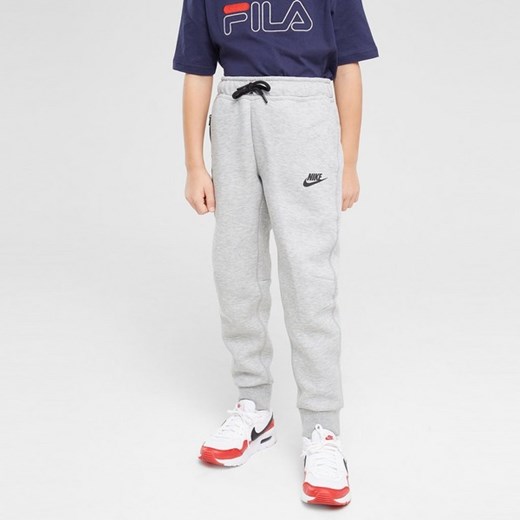 NIKE BLUZA ROZPINANA Z KAPTUREM B NSW TECH FLC FZ ze sklepu JD Sports  w kategorii Bluzy chłopięce - zdjęcie 178192497