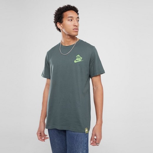 NIKE T-SHIRT U NSW TEE OC LBR UNISEX ze sklepu JD Sports  w kategorii T-shirty męskie - zdjęcie 178192785
