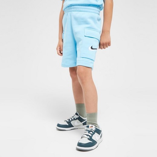 NIKE SZORTY B NSW SI FLC SHORT B ze sklepu JD Sports  w kategorii Spodenki chłopięce - zdjęcie 178192825