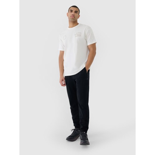 T-shirt męski 4F na wiosnę