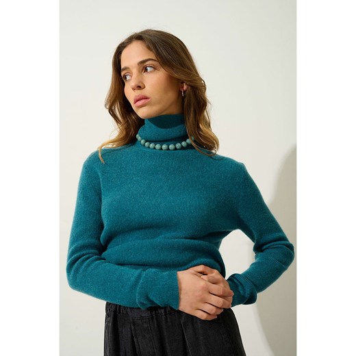Sweter damski AUTHENTIC CASHMERE z golfem 
