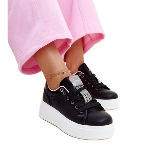 Czarno-srebrne sneakersy z cyrkoniami Maurizia czarne ze sklepu ButyModne.pl w kategorii Trampki damskie - zdjęcie 178226746
