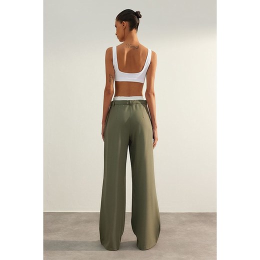 trendyol Spodnie w kolorze zielonym Trendyol 38 okazyjna cena Limango Polska